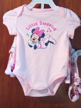 Disney Minnie Mouse Baby Girls Pink “Little Sweetie” Bodysuit Outfit Set